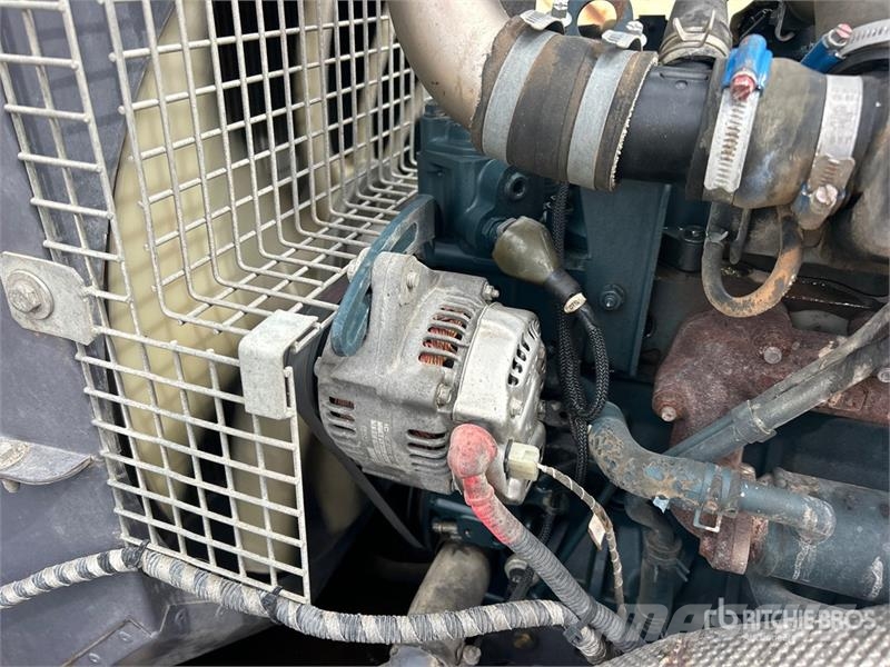 Atlas Copco XATS250 250 cfm Mobile Air Compressor 콤푸레샤