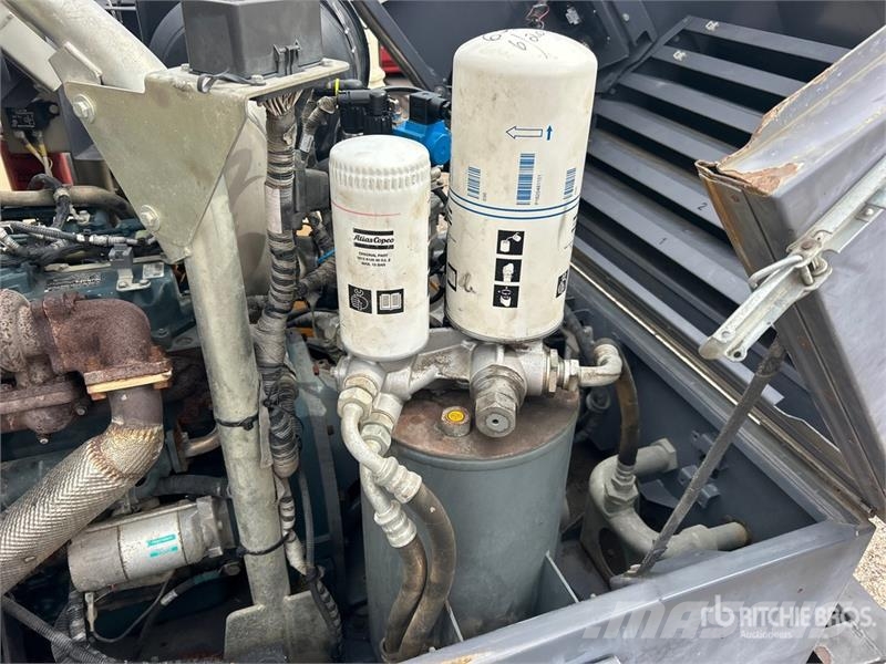 Atlas Copco XATS250 250 cfm Mobile Air Compressor 콤푸레샤