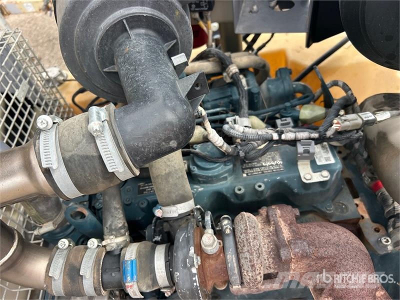 Atlas Copco XATS250 250 cfm Mobile Air Compressor 콤푸레샤