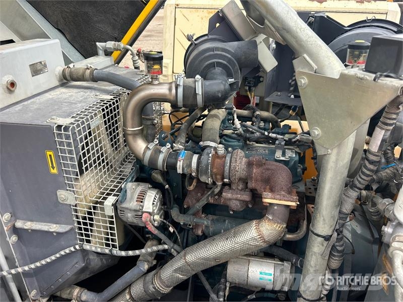 Atlas Copco XATS250 250 cfm Mobile Air Compressor 콤푸레샤