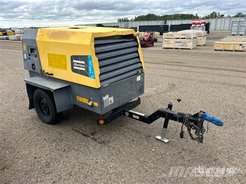 Atlas Copco XATS250 250 cfm Mobile Air Compressor 콤푸레샤