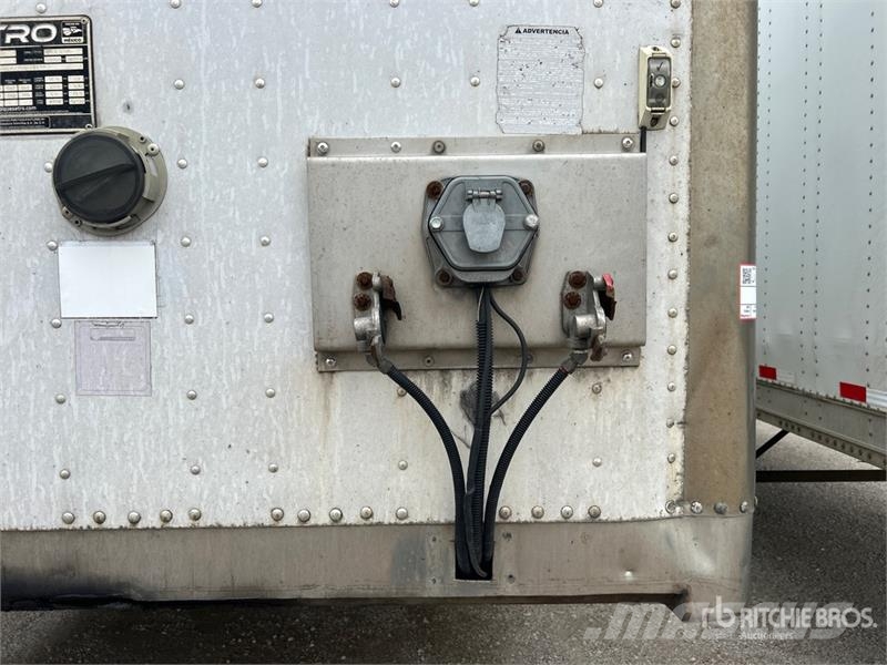 Atro 53 ft T/A Van Trailer Reboques baú