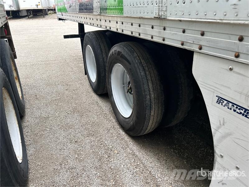 Atro 53 ft T/A Van Trailer Reboques baú