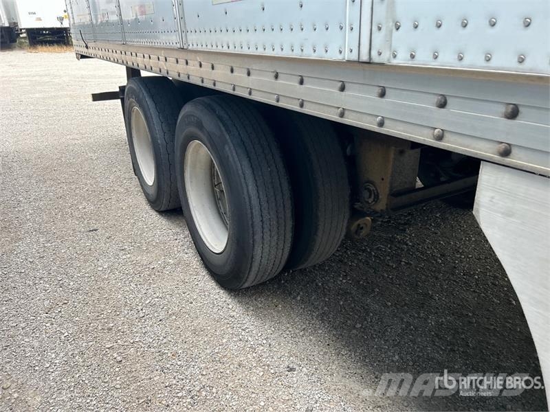 Atro 53 ft T/A Van Trailer Reboques baú