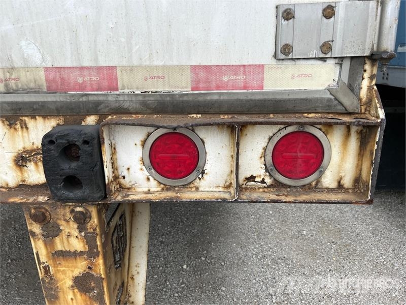 Atro 53 ft T/A Van Trailer Reboques baú