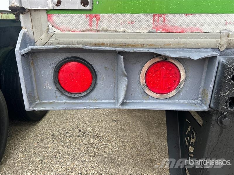 Atro 53 ft x 102 in T/A Van Trailer Skappåbygg