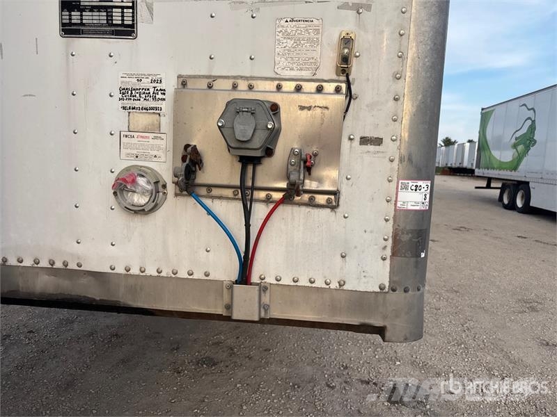 Atro 53 ft x 102 in T/A Van Trailer Dobozos pótkocsik