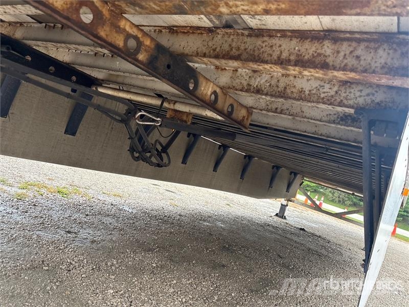 Atro 53 ft x 102 in T/A Van Trailer Dobozos pótkocsik