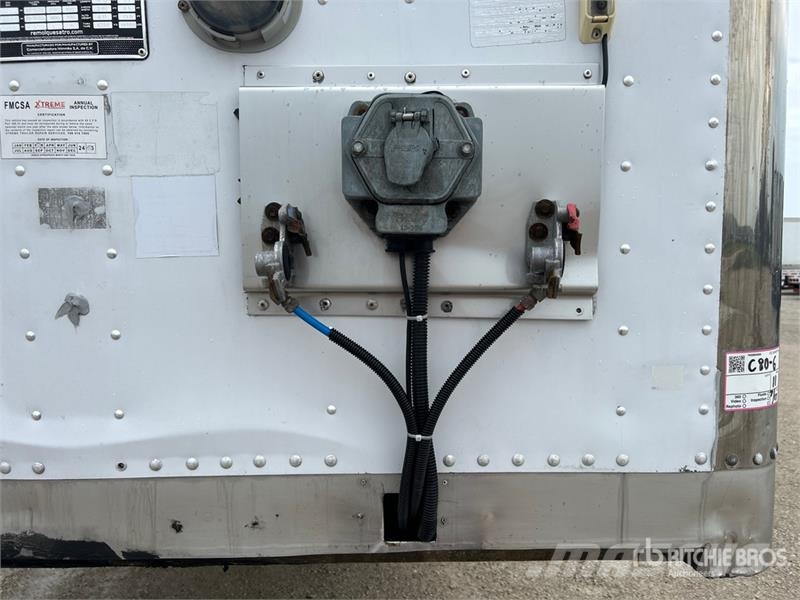 Atro 53 ft x 102 in T/A Van Trailer Dobozos pótkocsik