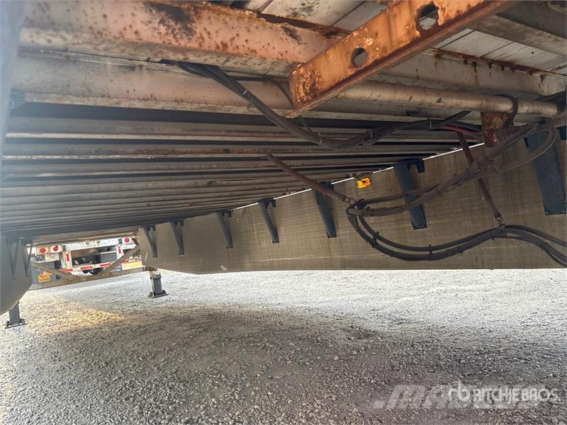 Atro 53 ft x 102 in T/A Van Trailer Dobozos pótkocsik
