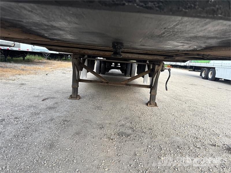 Atro 53 ft x 102 in T/A Van Trailer Dobozos pótkocsik