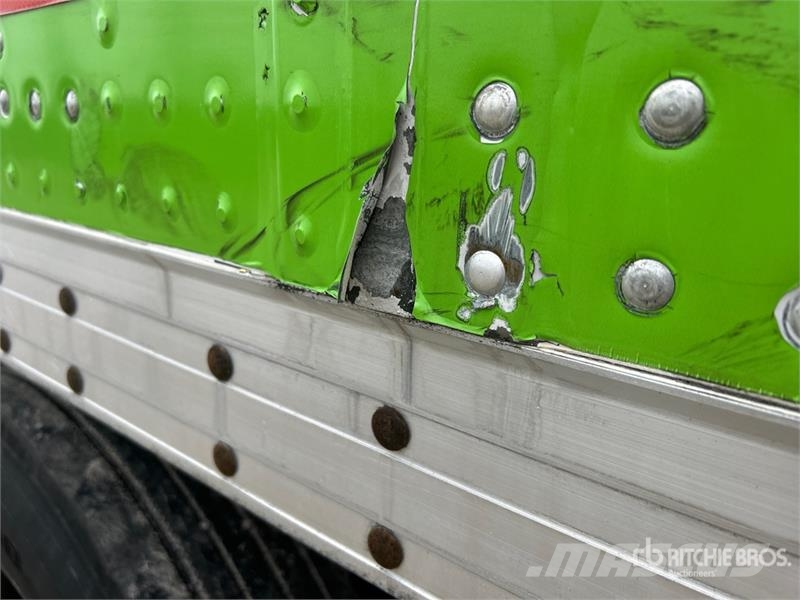 Atro 53 ft x 102 in T/A Van Trailer Dobozos pótkocsik