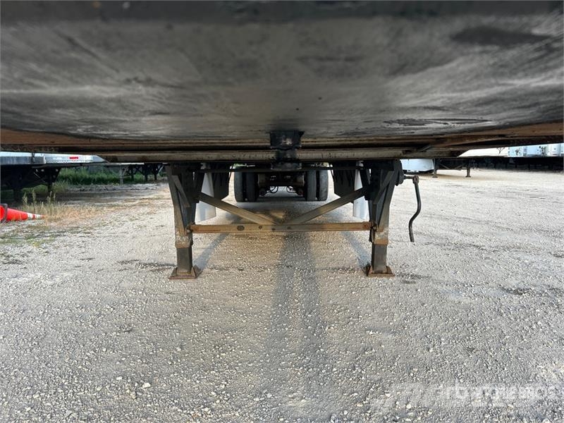 Atro 53 ft x 102 in T/A Van Trailer Dobozos pótkocsik