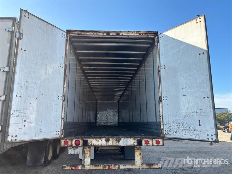 Atro 53 ft x 102 in T/A Van Trailer Dobozos pótkocsik
