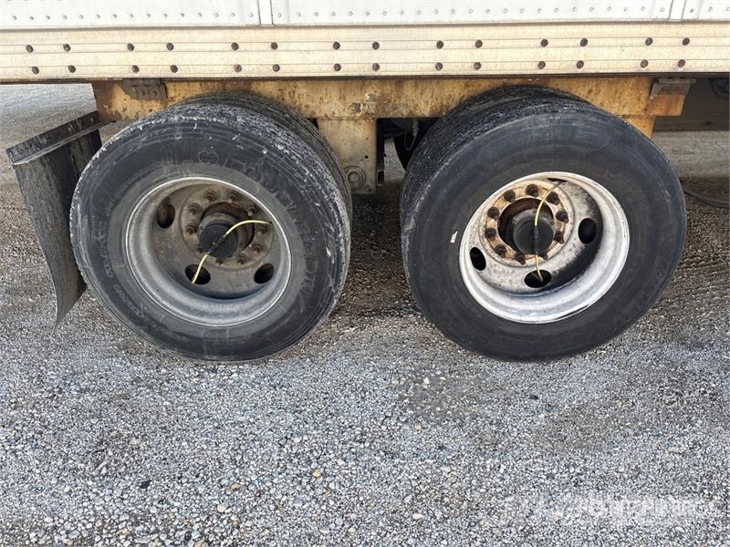 Atro 53 ft x 102 in T/A Van Trailer Dobozos pótkocsik