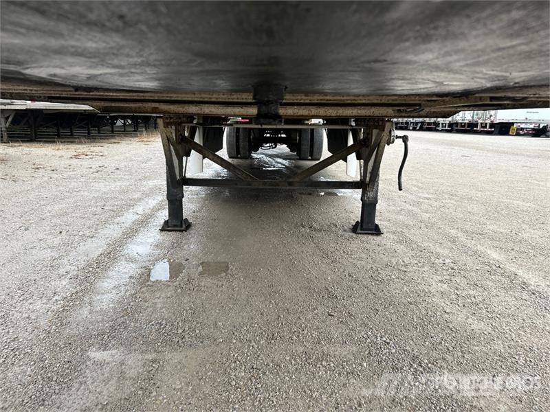 Atro 53 ft x 102 in T/A Van Trailer Dobozos pótkocsik