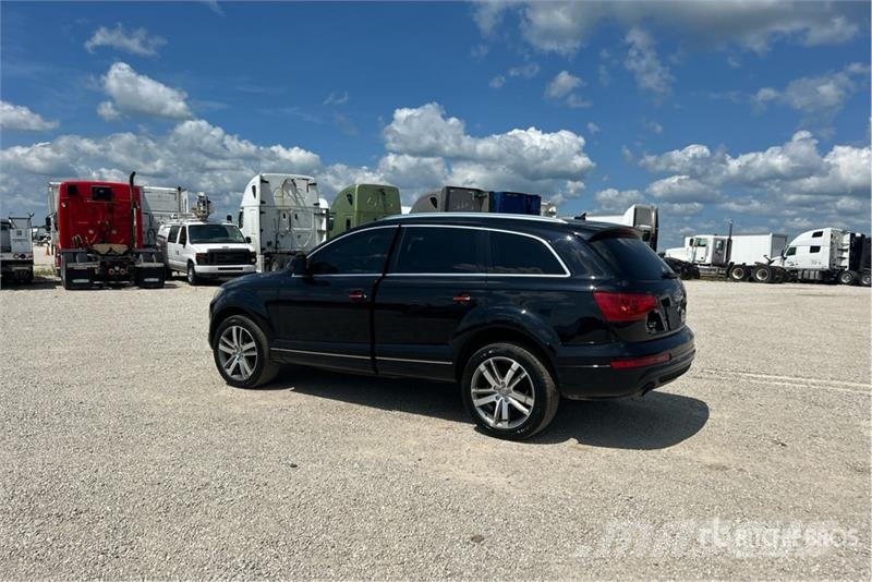 Audi Q7 Lengvieji automobiliai
