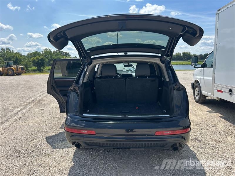 Audi Q7 Lengvieji automobiliai