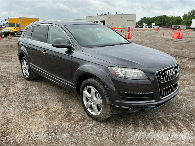 Audi Q7 Avtomobili
