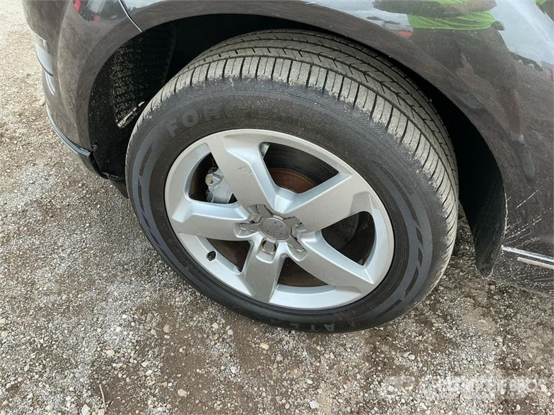 Audi Q7 Avtomobili