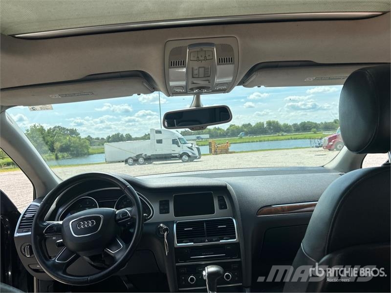 Audi Q7 Lengvieji automobiliai