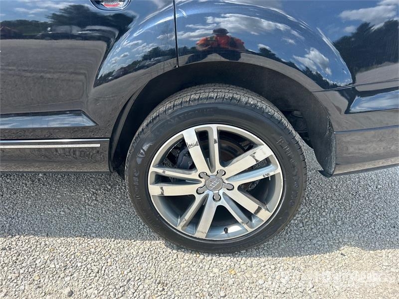 Audi Q7 Lengvieji automobiliai