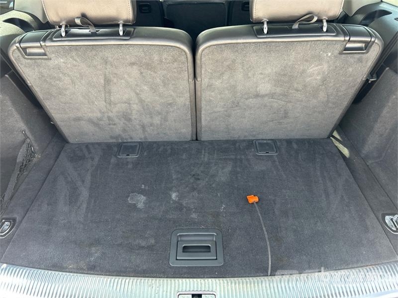 Audi Q7 Lengvieji automobiliai
