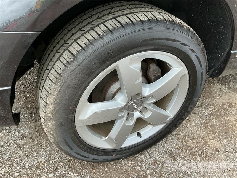 Audi Q7 Avtomobili