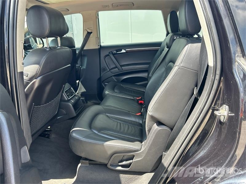Audi Q7 Lengvieji automobiliai