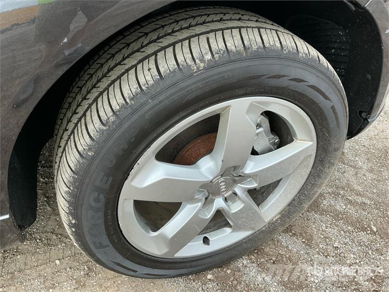 Audi Q7 Avtomobili