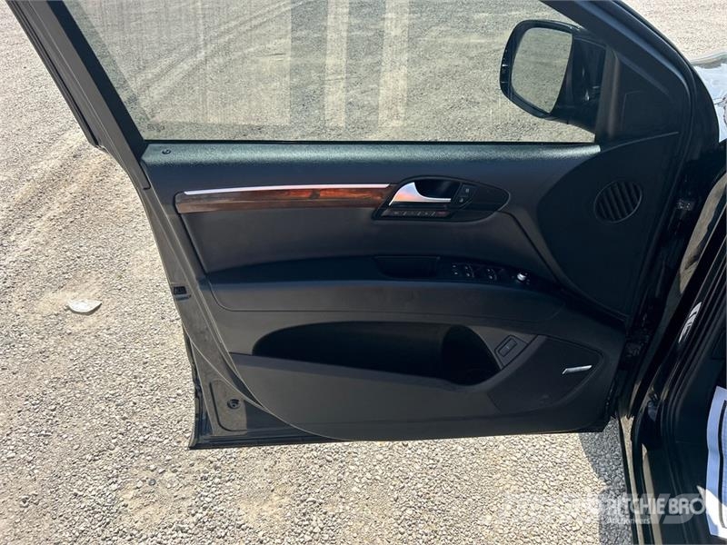 Audi Q7 Lengvieji automobiliai