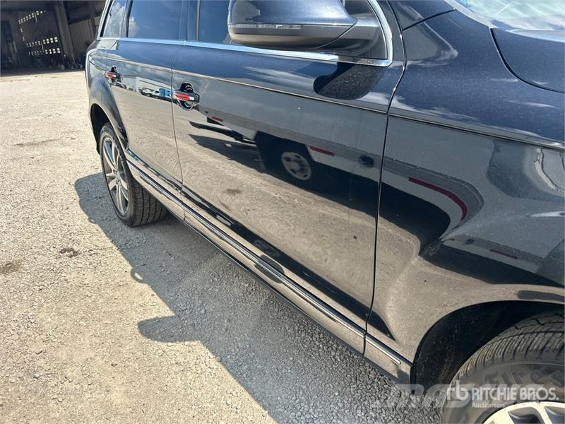 Audi Q7 Lengvieji automobiliai