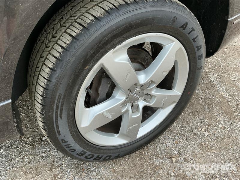 Audi Q7 Avtomobili
