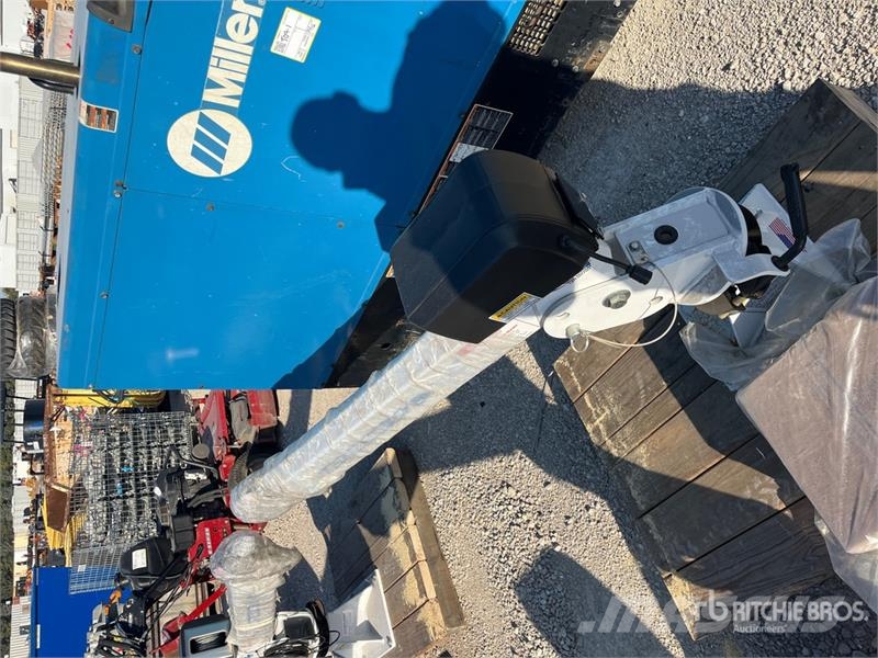 Auto Crane EC2M Crane Truck-Mounted Service Crane Kranų dalys ir įranga