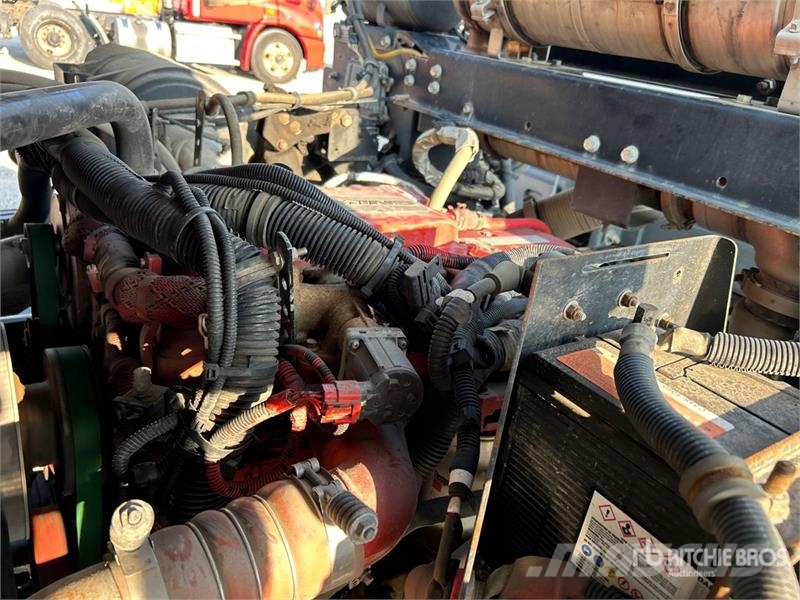 Autocar Eagle on Autocar Xpert Sweeper Truck (Inoperable) Уборочные машины