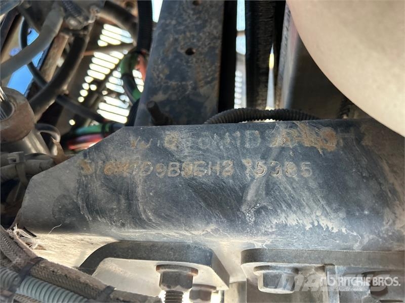 Autocar Eagle on Autocar Xpert Sweeper Truck (Inoperable) Уборочные машины