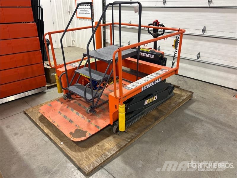 Ballymore PLD-PLUS Loading Dock Vertical Mast Lift Henkilönostimet ja nostolaitteet