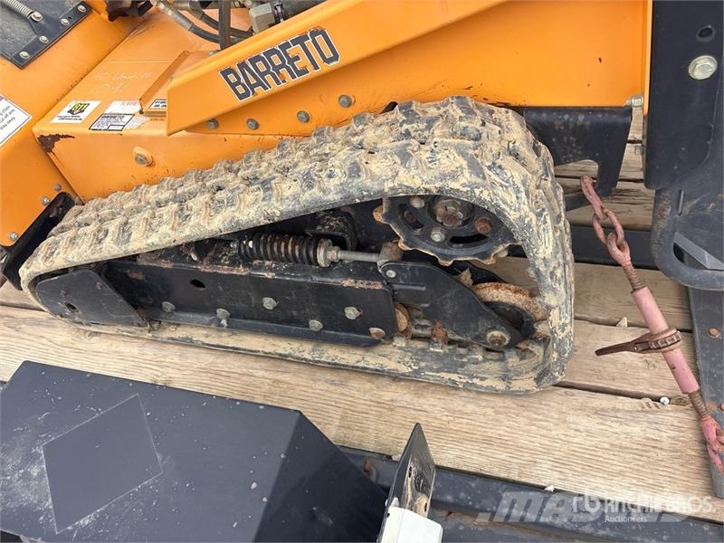 Barreto 2036RTKH-6MS Tracked Trencher w/ Barreto Trailer Kædegravere