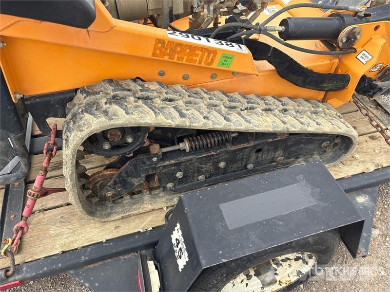 Barreto 2036RTKH-6MS Tracked Trencher w/ Barreto Trailer Kædegravere