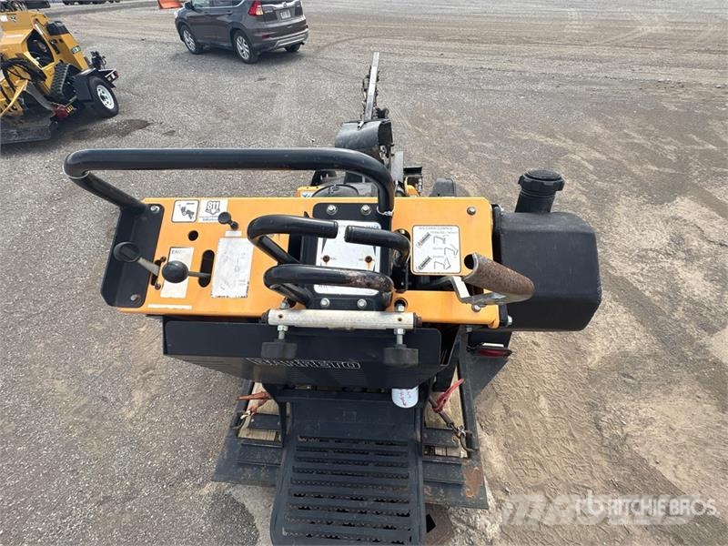 Barreto E2036RTKH-6MS Tracked Trencher w/2018 Barreto Trai Канавокопачі