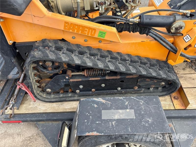 Barreto E2036RTKH-6MS Tracked Trencher w/2018 Barreto Trai Канавокопачі