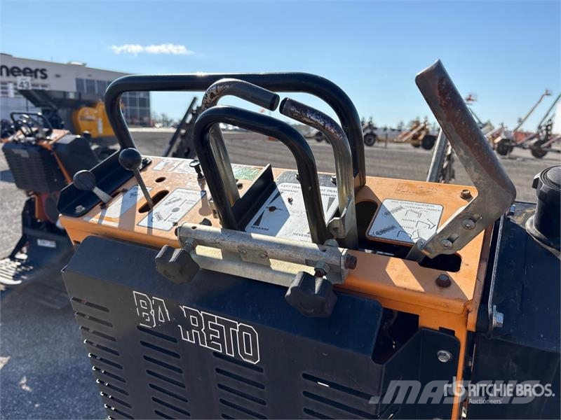 Barreto E2036TKH-6M Tracked Trencher Freze za kopanje jarkov Trenčerji