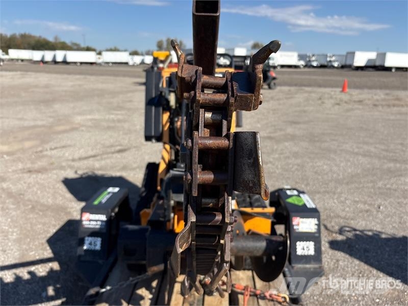 Barreto E2036TKH-6M Tracked Trencher Freze za kopanje jarkov Trenčerji