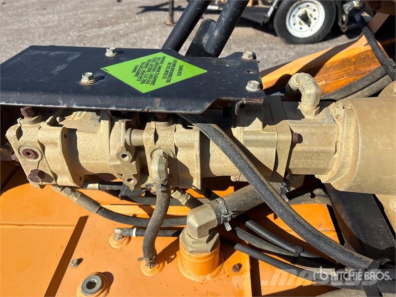 Barreto E2036TKH-6M Walk Behind Trencher 트렌처