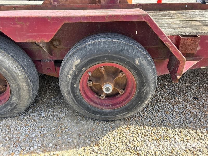 Beaver Creek 16 ft T/A Equipment Trailer Prikolice za prevoz vozil