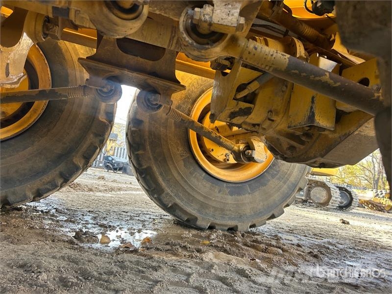 Bell B30E Articulated Dump Truck Artikulētie pašizgāzēji