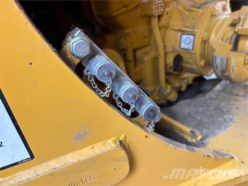 Bell B45E Articulated Dump Truck 鉸接式起吊車