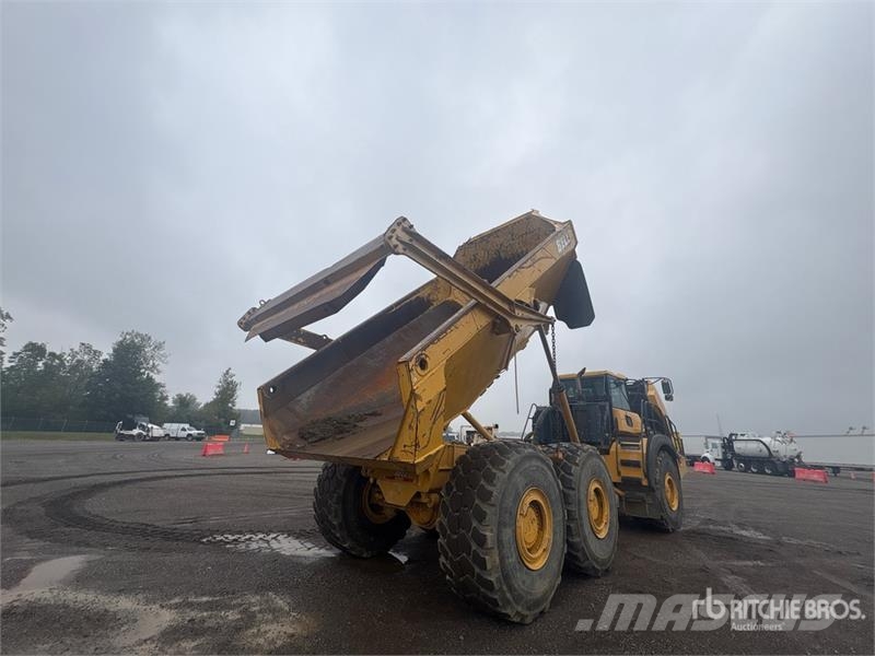 Bell B45E Articulated Dump Truck 鉸接式起吊車