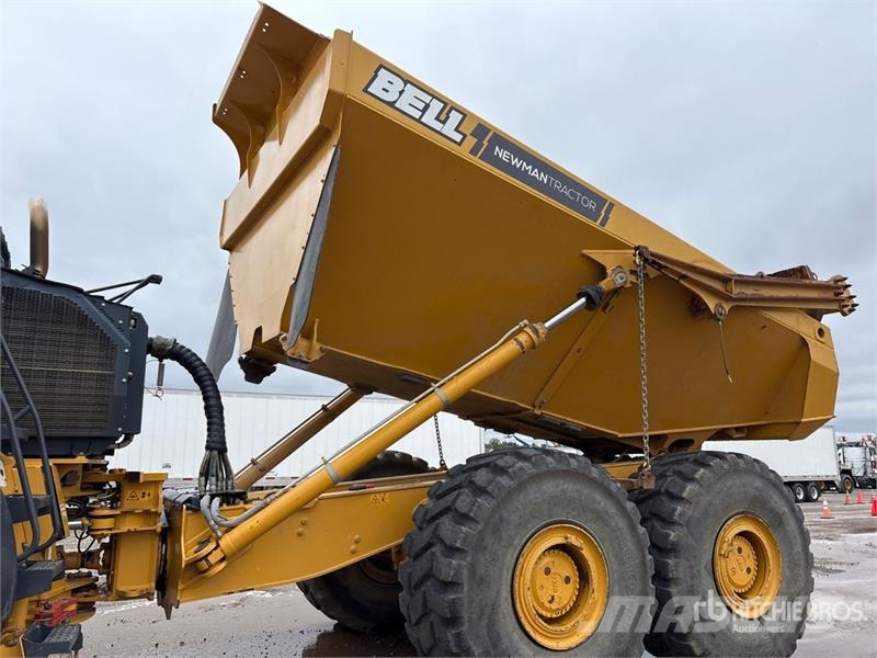Bell B45E Articulated Dump Truck Kĺbové nákladné autá