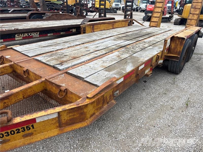 Belshe 21 ft T/A Equipment Trailer Autonkuljetusperävaunut